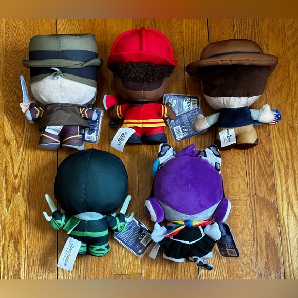 Bundle of (5) DEVSERIES Plush + Codes - Picture 2 of 7